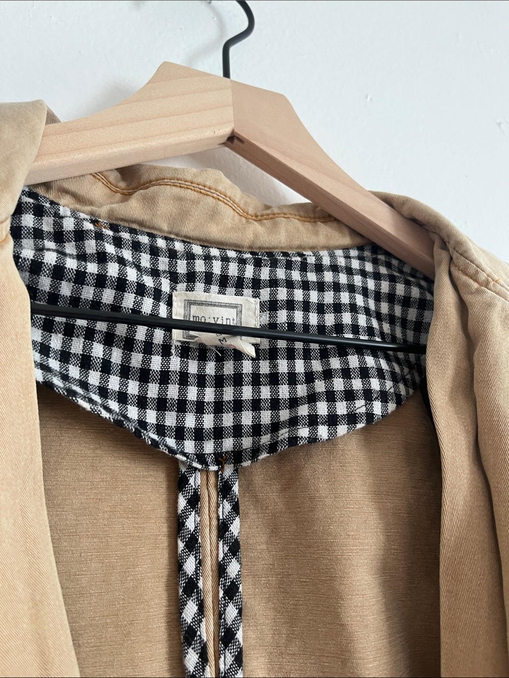 mo:vint Beige Trench coat - Picture 3 of 6